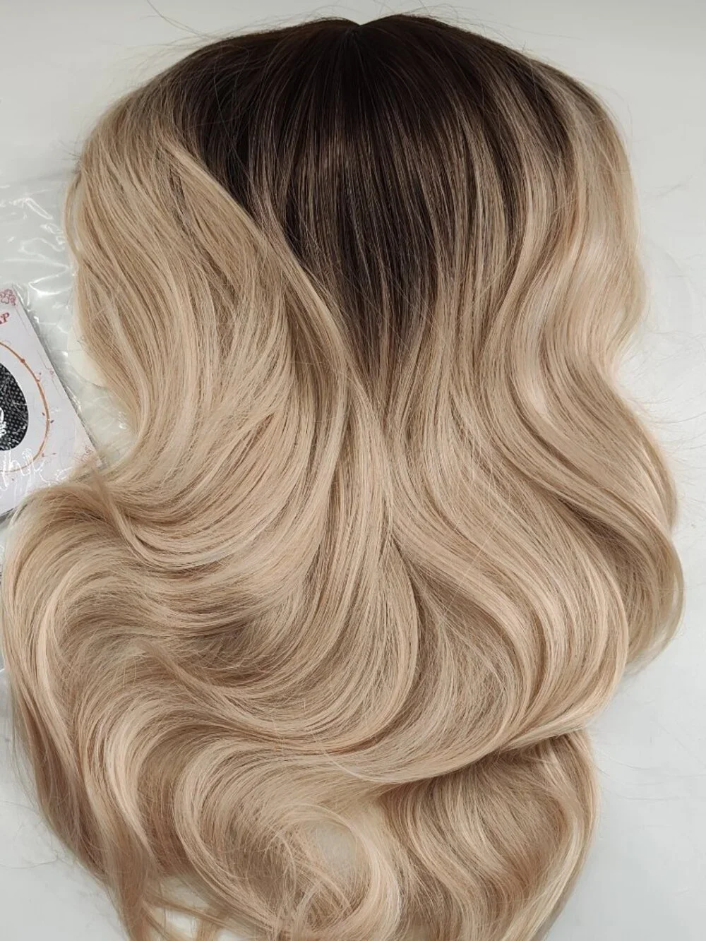 Blonde Wig W/Dark Roots 26inch Long Wavy                       PA#646-PA#651@CMK